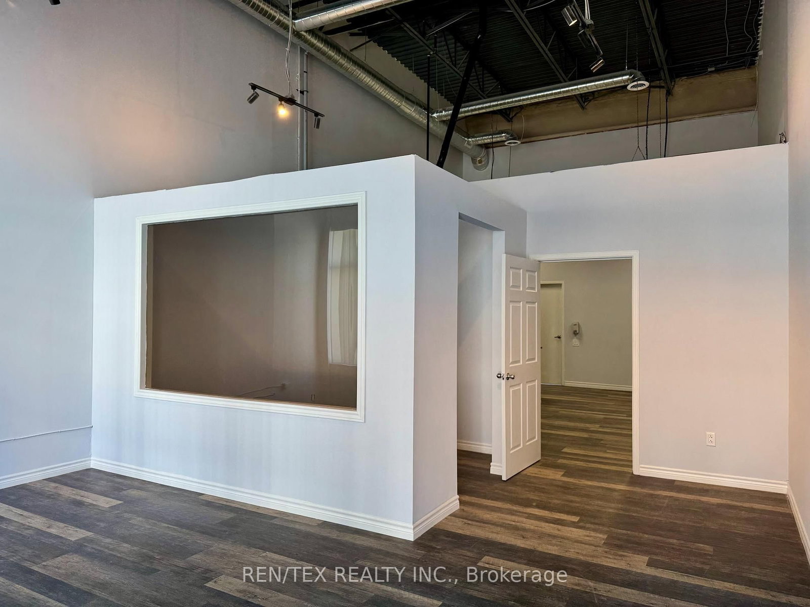 155 Mostar Street, Unit 11 - Photo 15