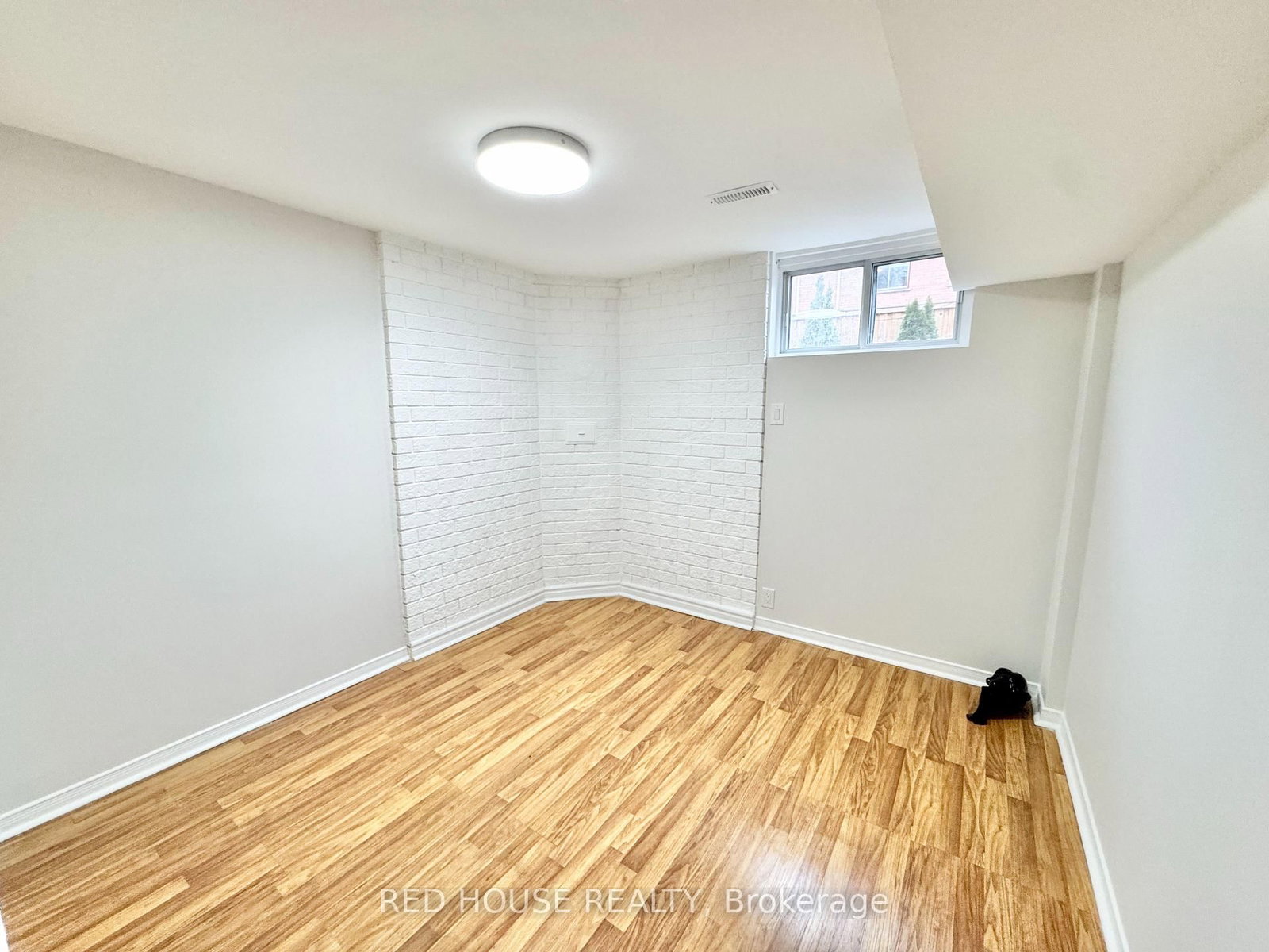 33 Forestside Court - Photo 4