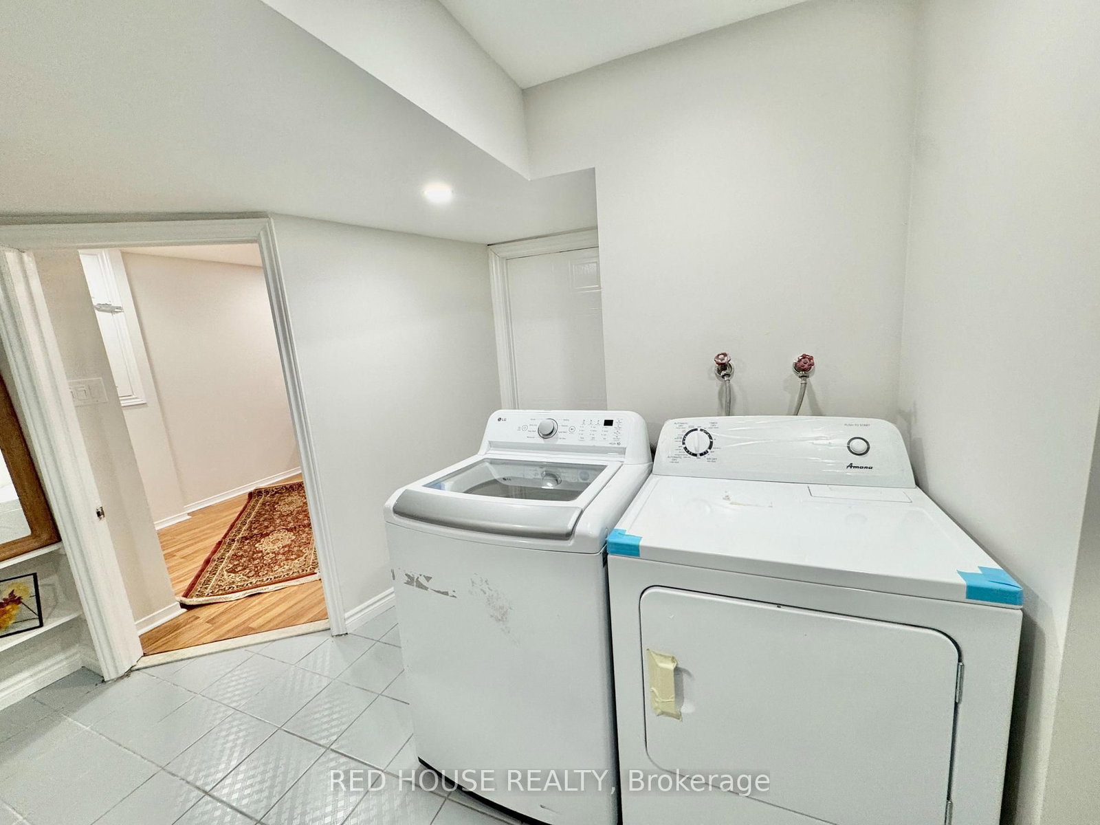 33 Forestside Court - Photo 8