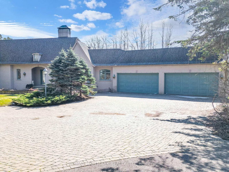 18381 McCowan Rd, East Gwillimbury, L0G 1M0 | Image 3