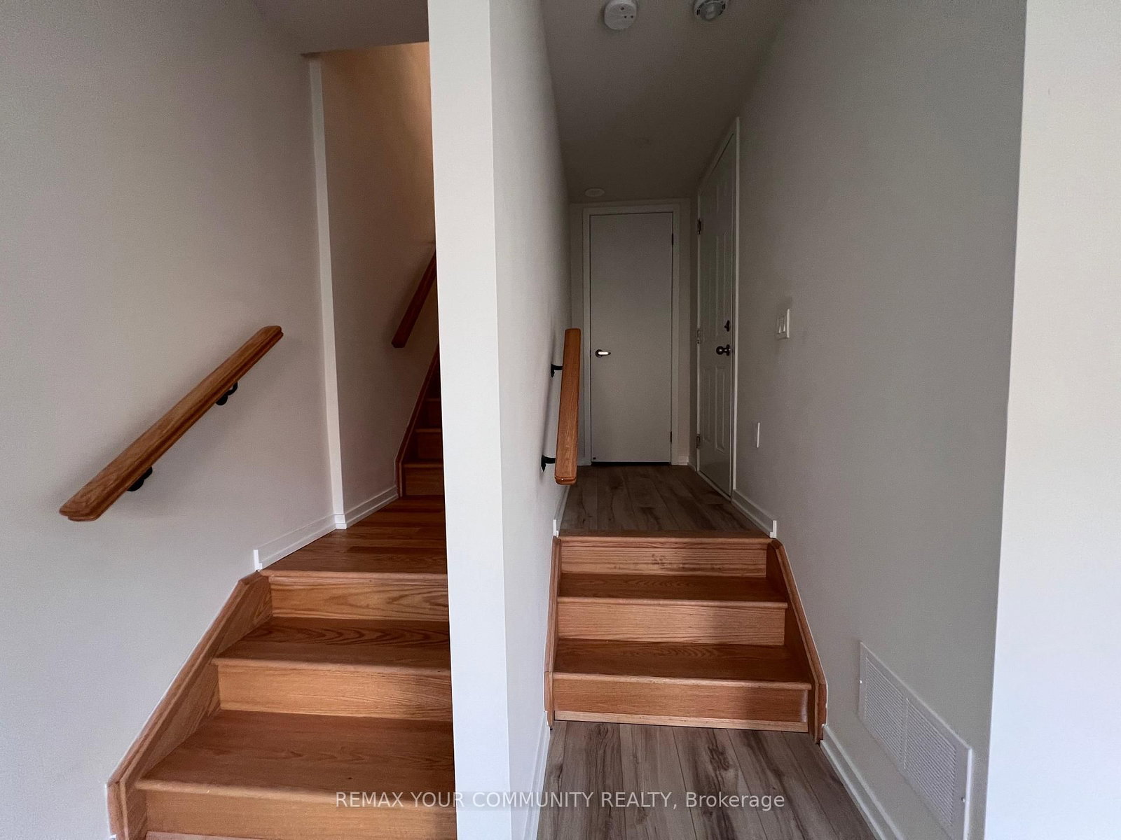 137 Rattenbury Road - Photo 45