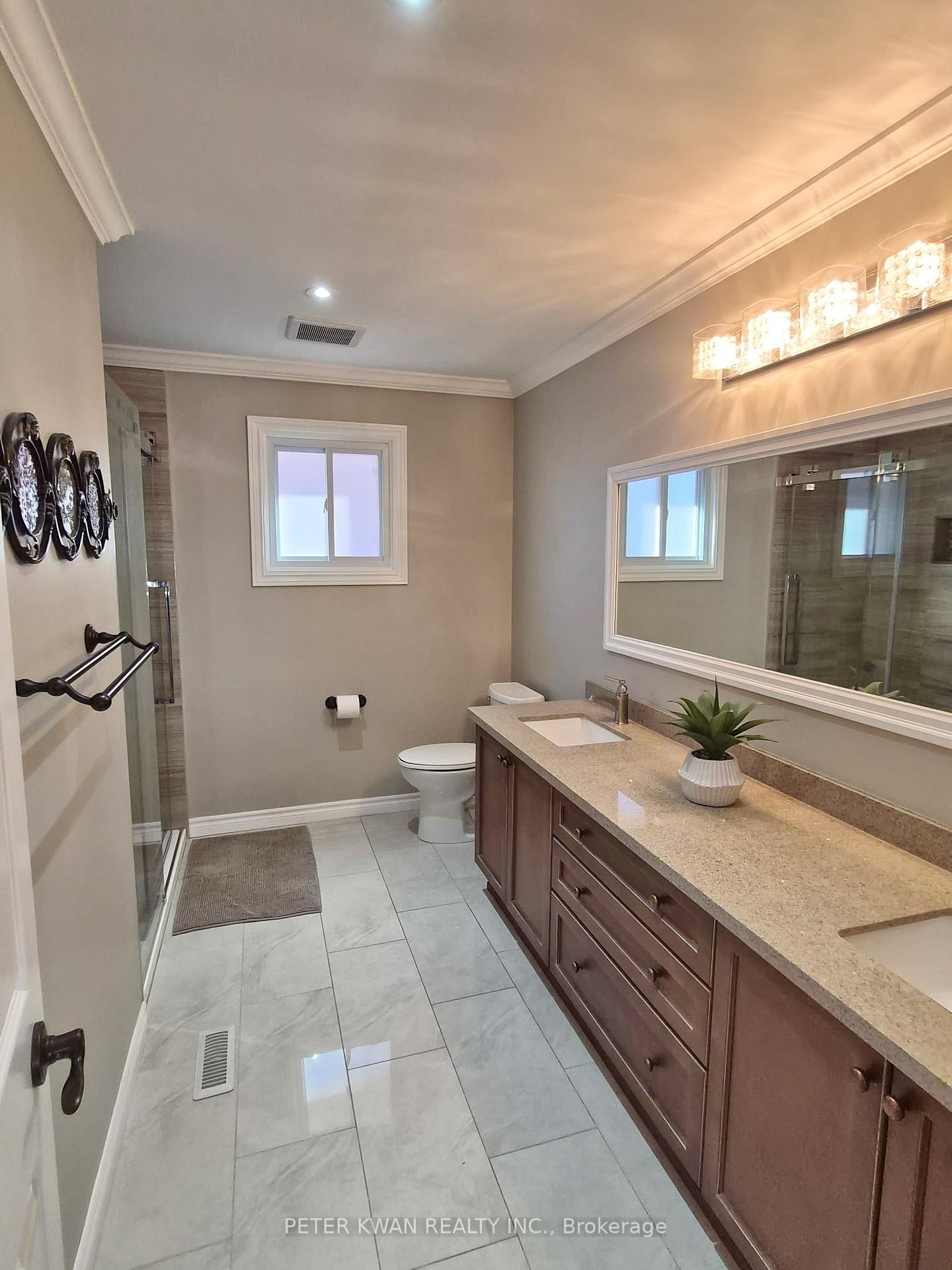 Detached House for sale at 20 Saratoga Road, Markham, Ontario, L3P 7J2 - Markville - MLS: N12960284