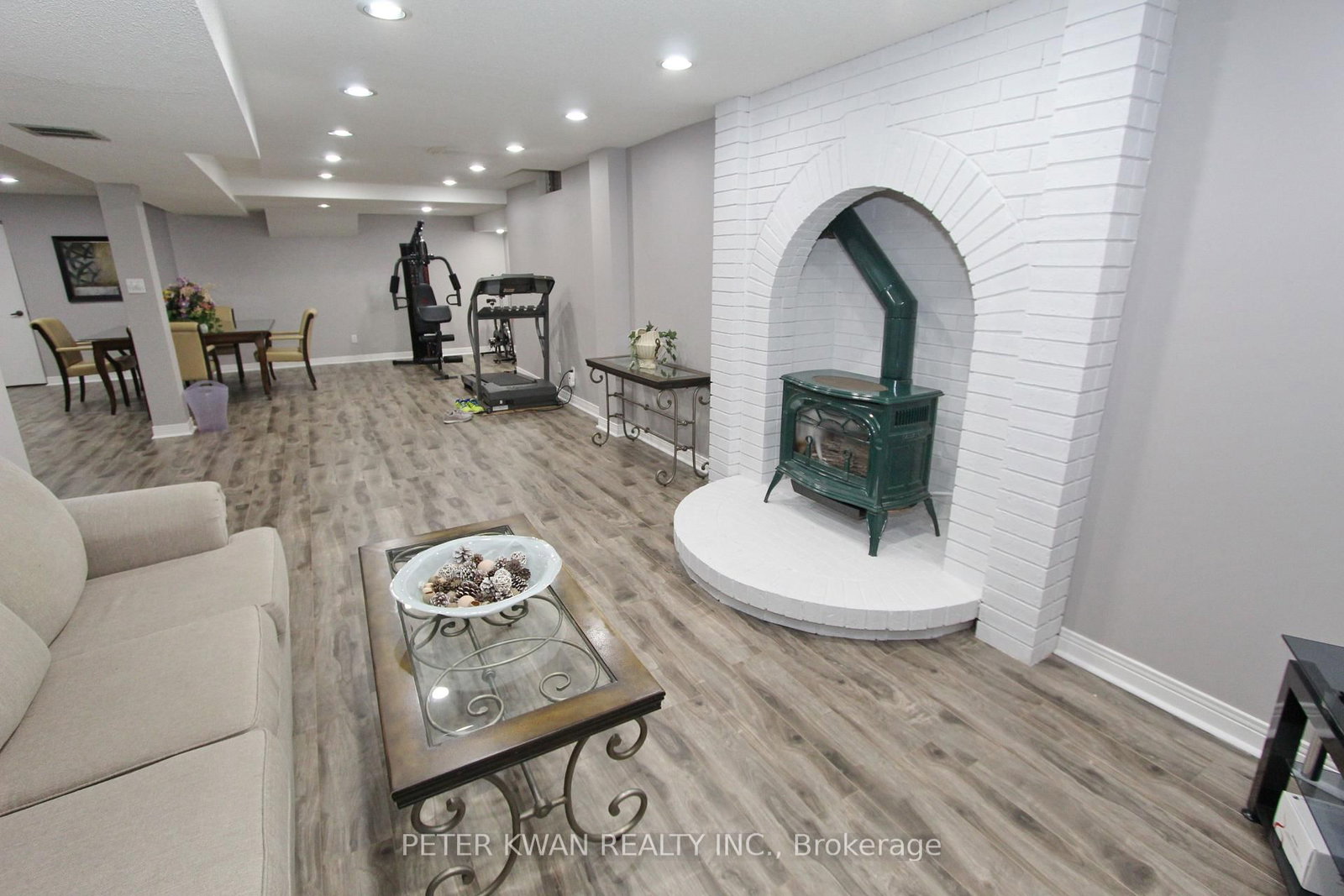 Detached House for sale at 20 Saratoga Road, Markham, Ontario, L3P 7J2 - Markville - MLS: N12960284