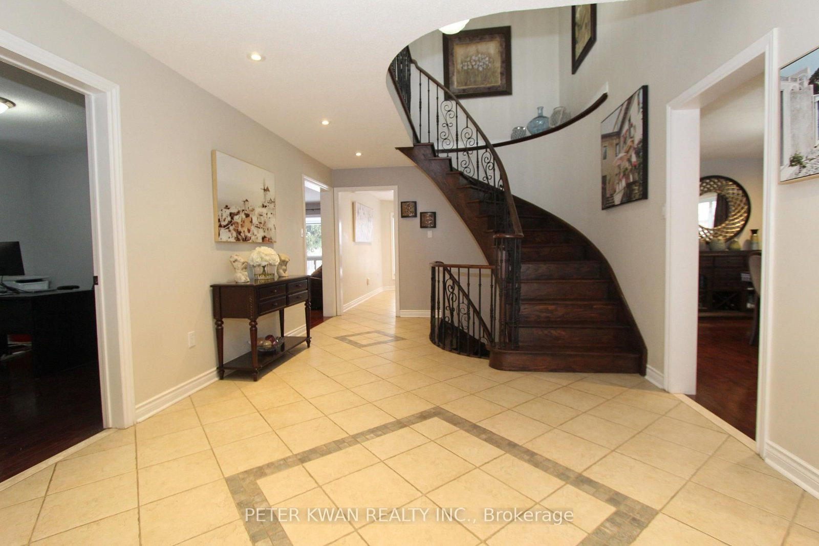 Detached House for sale at 20 Saratoga Road, Markham, Ontario, L3P 7J2 - Markville - MLS: N12960284