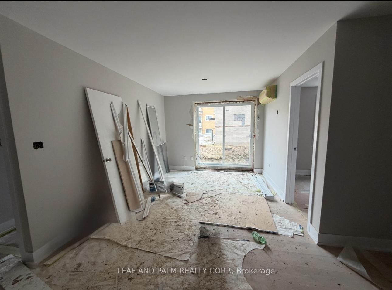 31 Huron Heights Drive - Photo 2