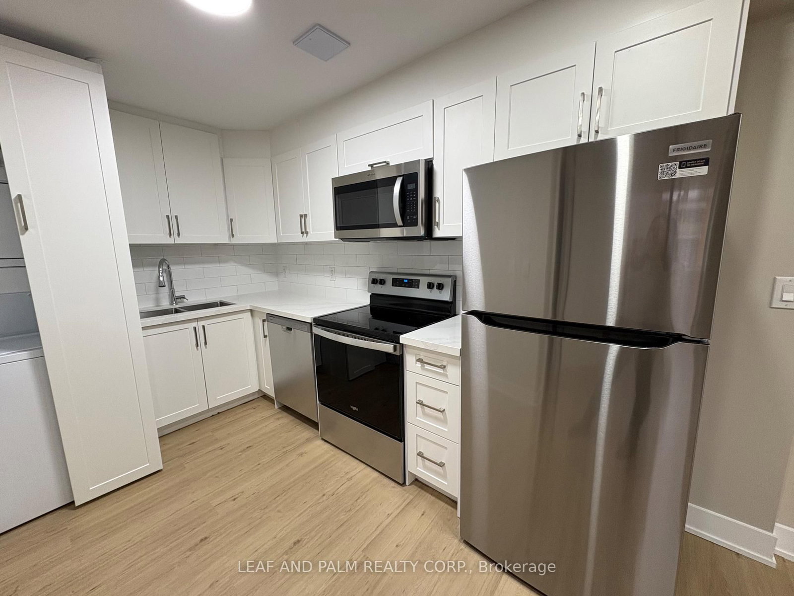 31 Huron Heights Drive - Photo 6