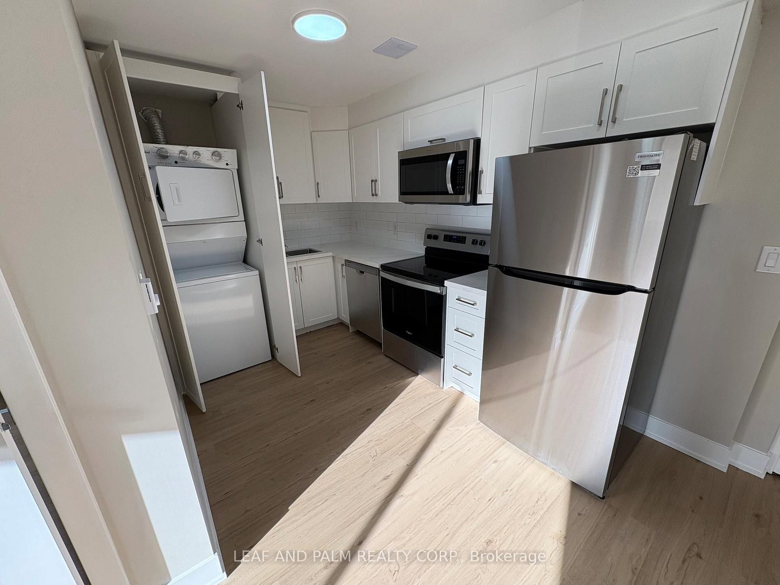 31 Huron Heights Drive - Photo 7