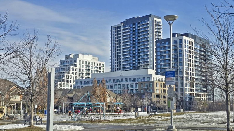 B2304 - 7950 Bathurst St, Vaughan, L4J 0L4 | Image 2