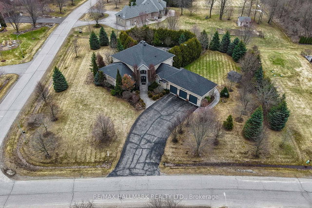 14 Robert Gray Road