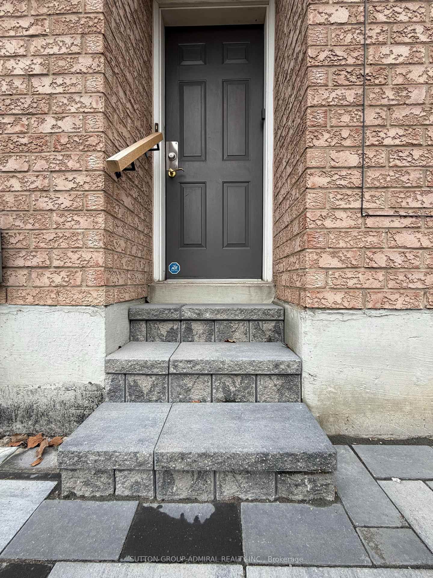 107 Princeton Gate, Unit Basement