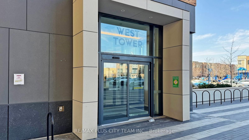 626 - 100 Eagle Rock Way, Vaughan, L6A 5B9 | Image 2