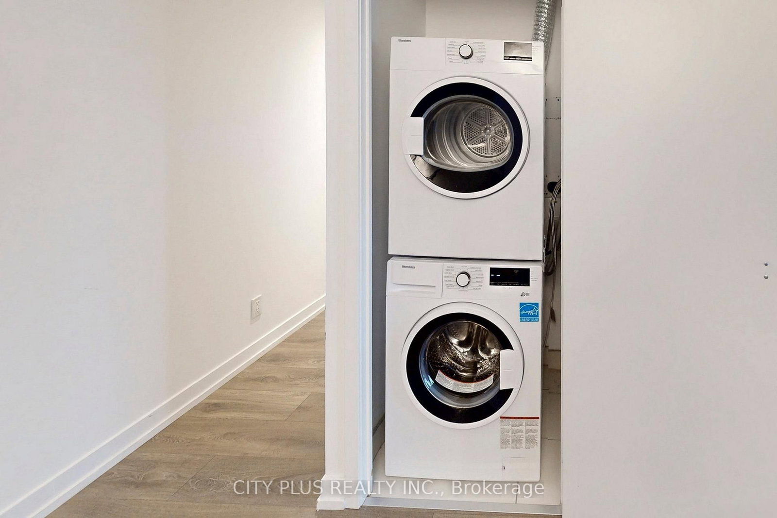 950 Portage Parkway, Unit 1910 - Photo 23