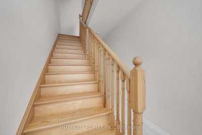 30 Radisson Street • Vaughan, ON photo 7