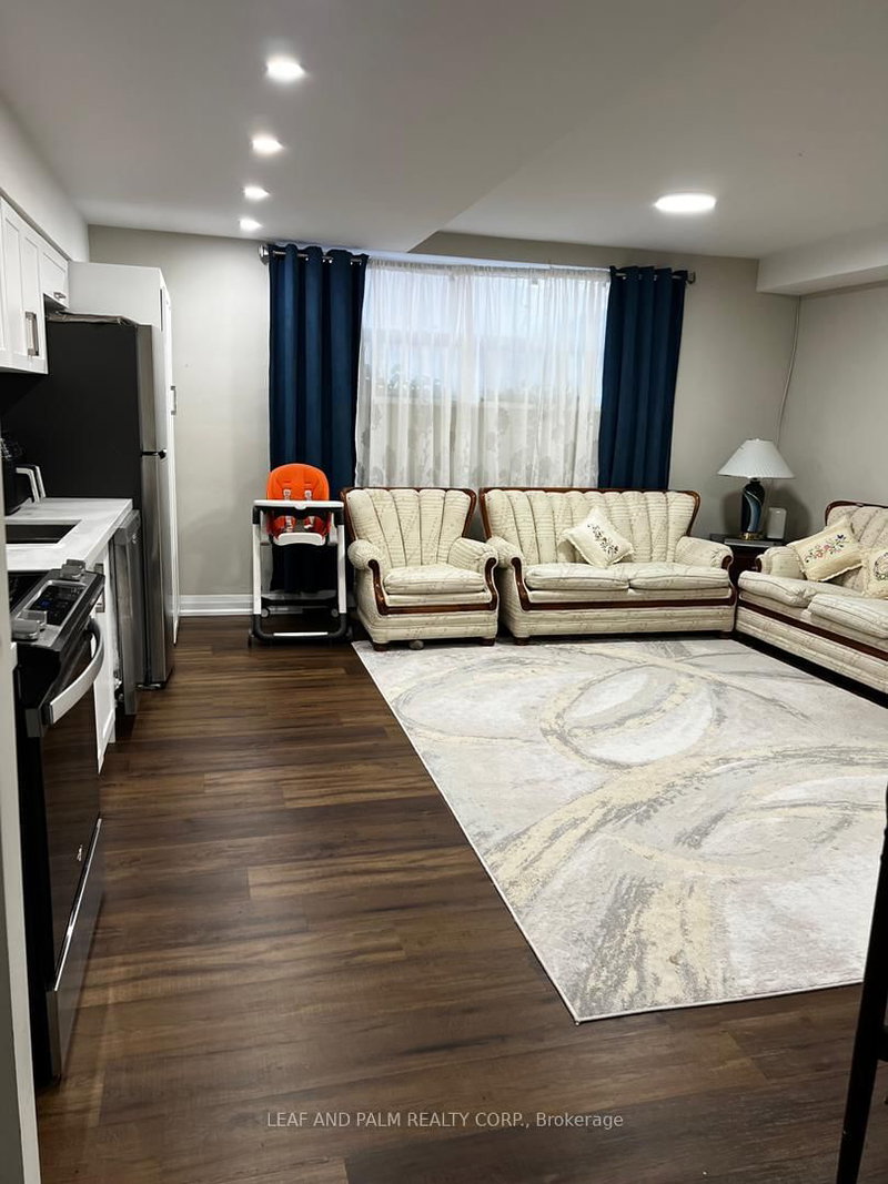 home for lease on 100-150 Colborne Avenue