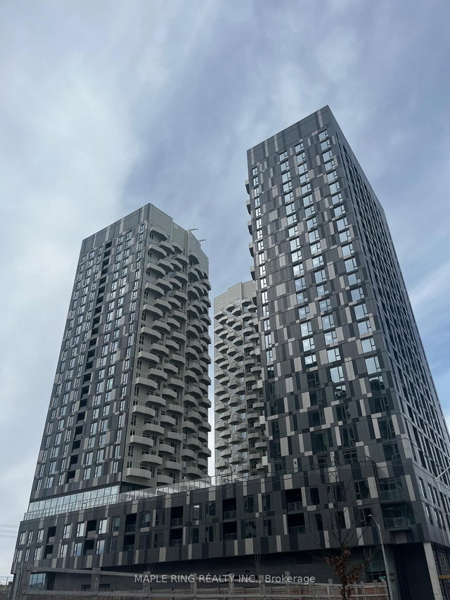 912 - 10 Abeja Street