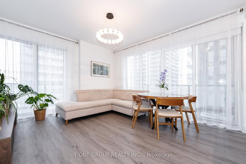 1514 - 85 Oneida Cres, Richmond Hill, L4B 0H4 | Image 2