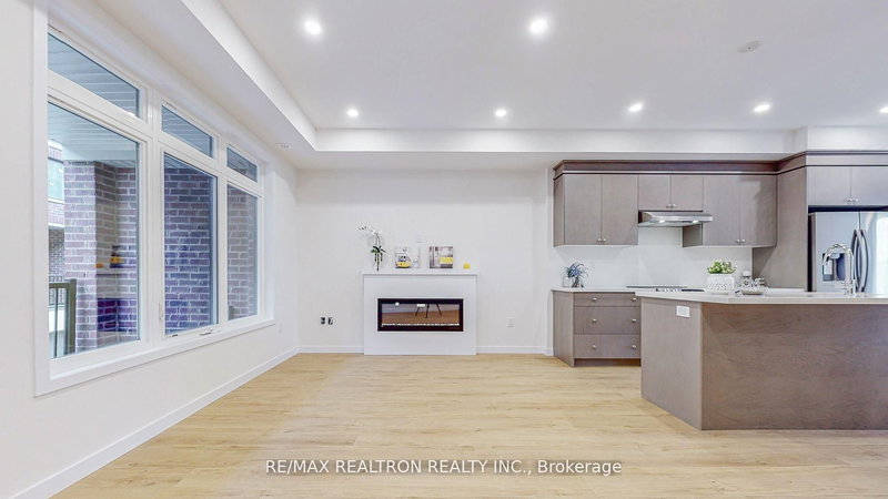 10262 Keele St, Vaughan, L6A 5B6 | Image 3