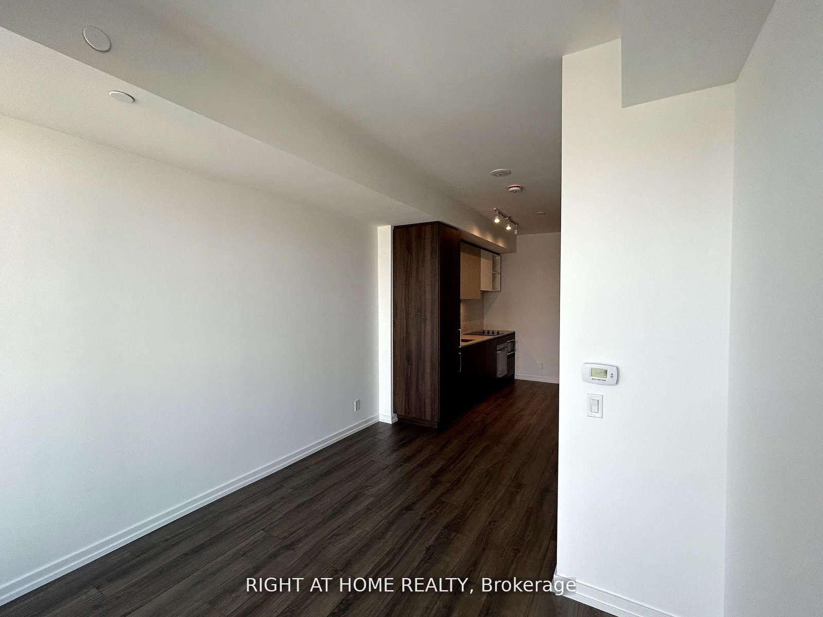 7890 Jane Street, Unit 5207 - Photo 18