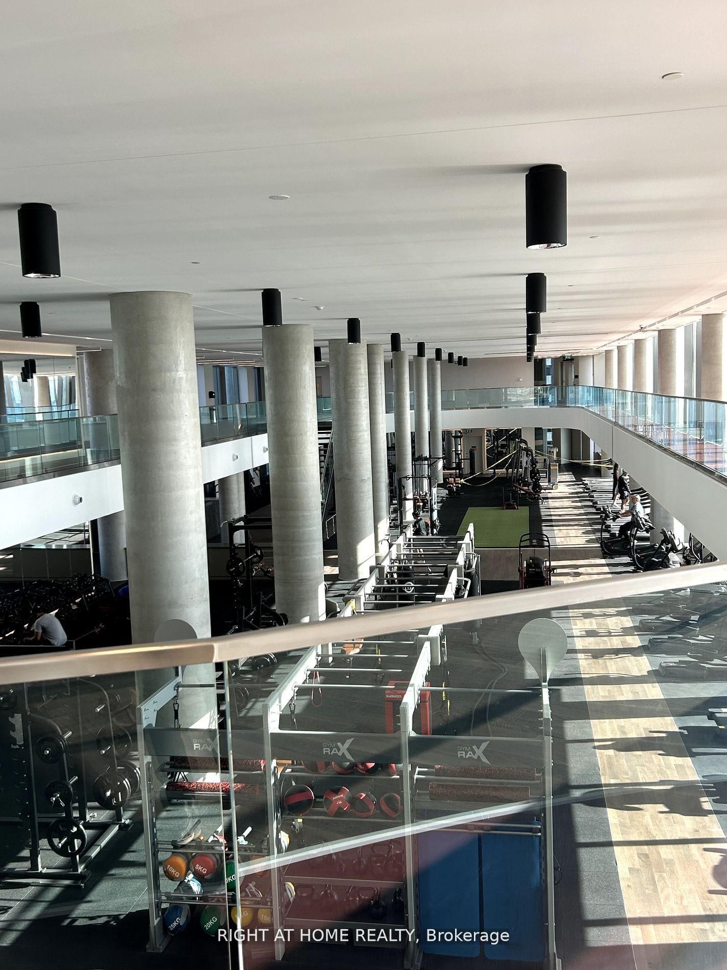 7890 Jane Street, Unit 5207 - Photo 29