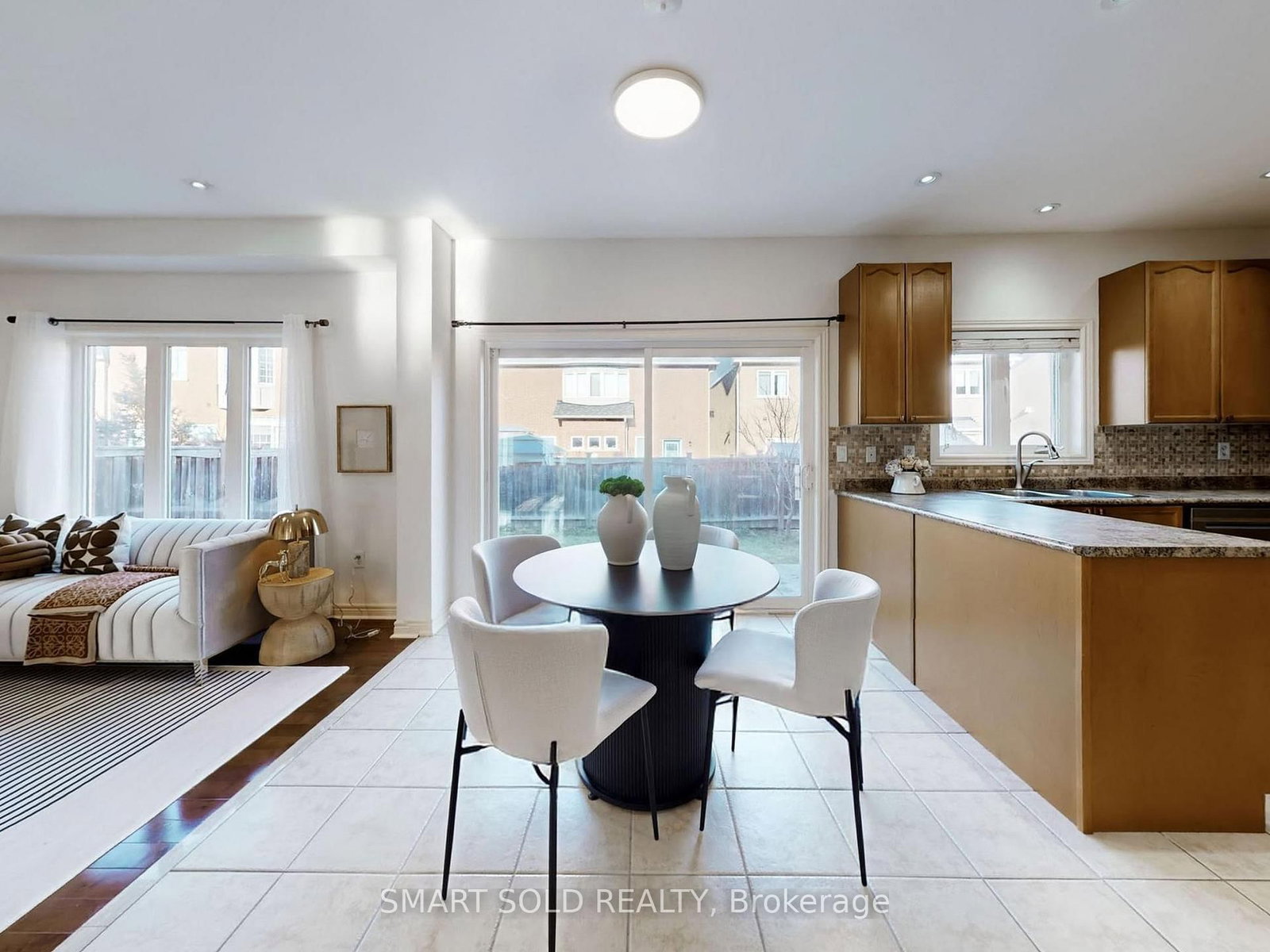 Detached House for sale at 25 Fieldflower Crescent, Richmond Hill, Ontario, L4E 5E9 - Jefferson - MLS: N12962458