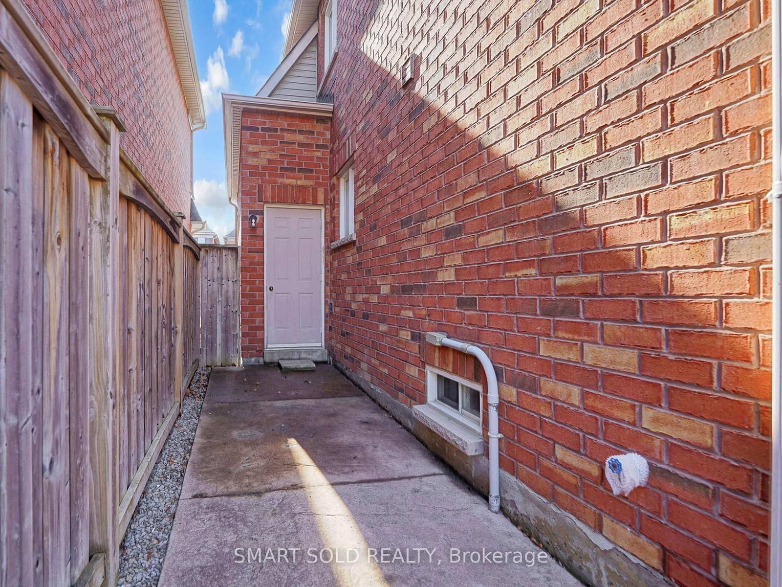 Detached House for sale at 25 Fieldflower Crescent, Richmond Hill, Ontario, L4E 5E9 - Jefferson - MLS: N12962458