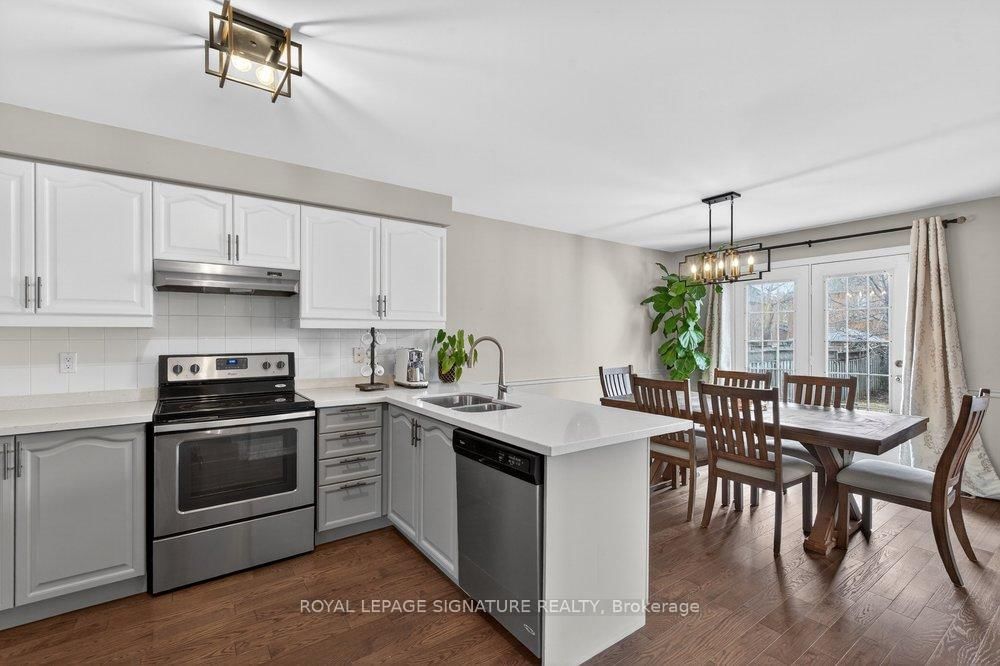 Detached House for sale at 31 Rinaldo Road, Georgina, Ontario, L4P 3X9 - Keswick South - MLS: N12962544