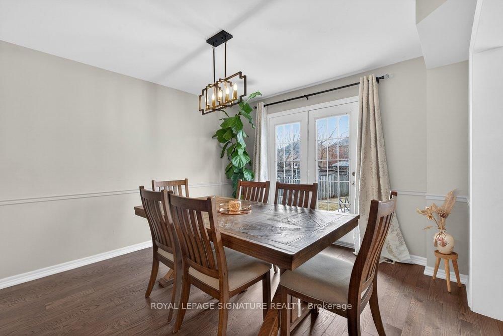 Detached House for sale at 31 Rinaldo Road, Georgina, Ontario, L4P 3X9 - Keswick South - MLS: N12962544