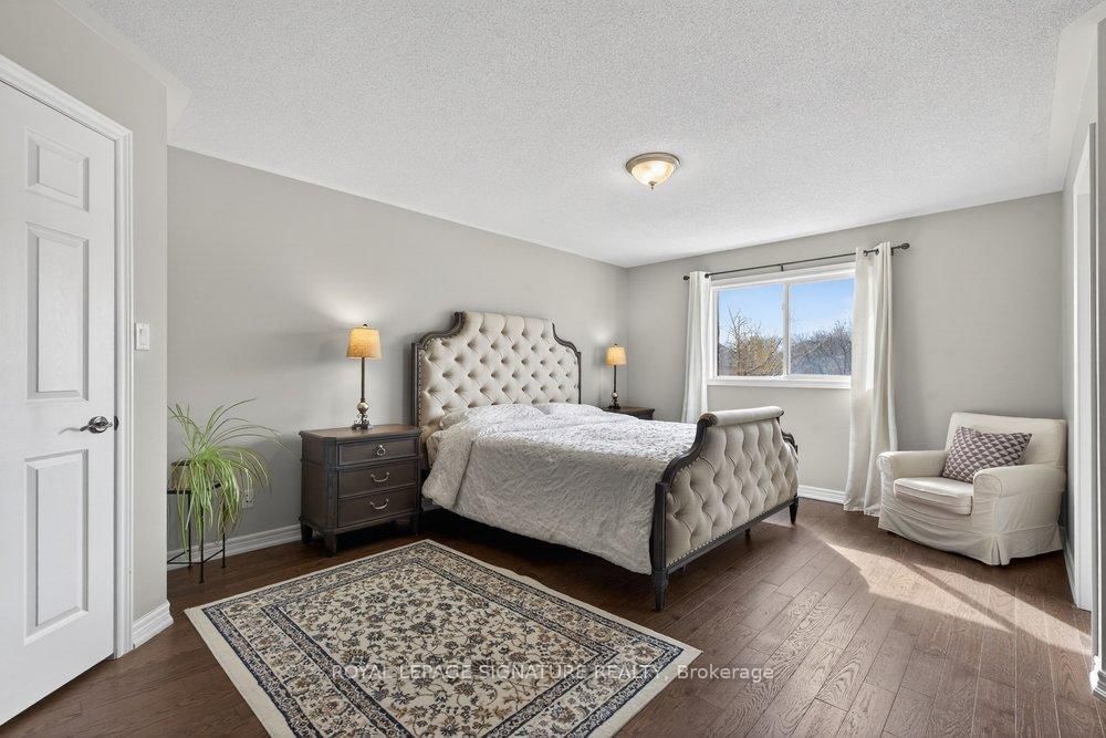 Detached House for sale at 31 Rinaldo Road, Georgina, Ontario, L4P 3X9 - Keswick South - MLS: N12962544