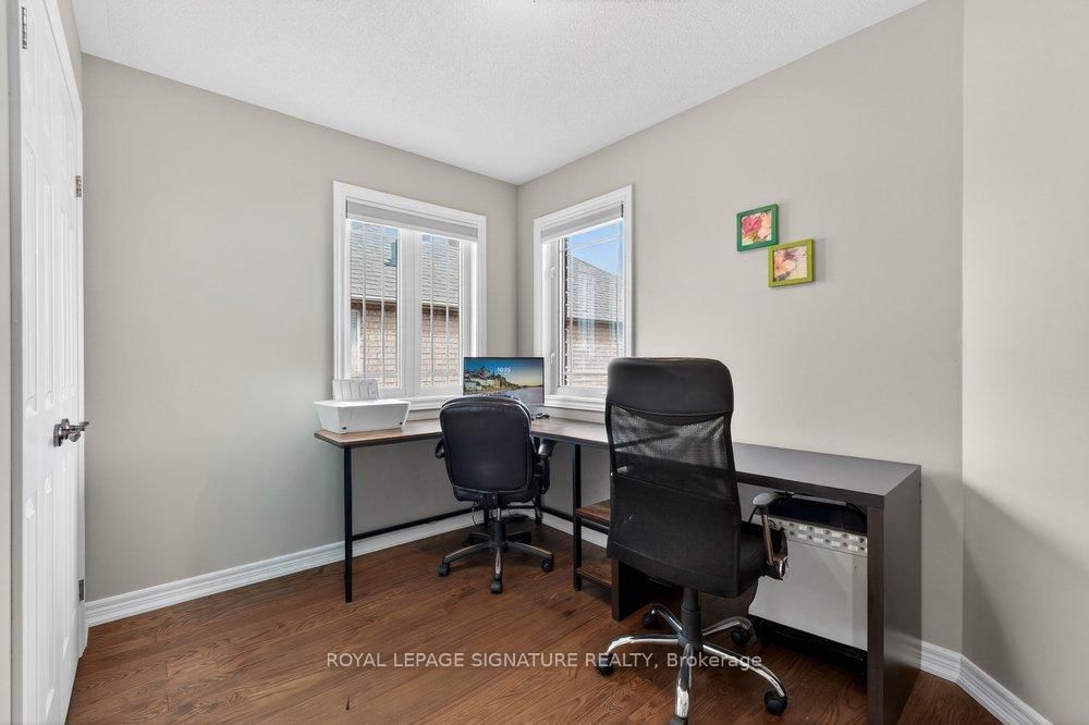 Detached House for sale at 31 Rinaldo Road, Georgina, Ontario, L4P 3X9 - Keswick South - MLS: N12962544