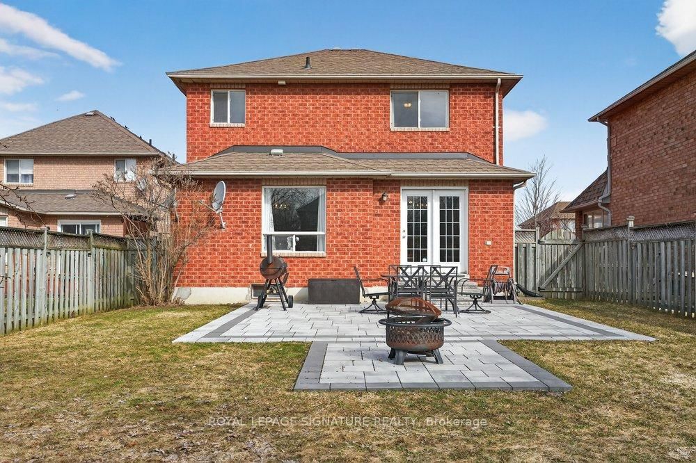 Detached House for sale at 31 Rinaldo Road, Georgina, Ontario, L4P 3X9 - Keswick South - MLS: N12962544