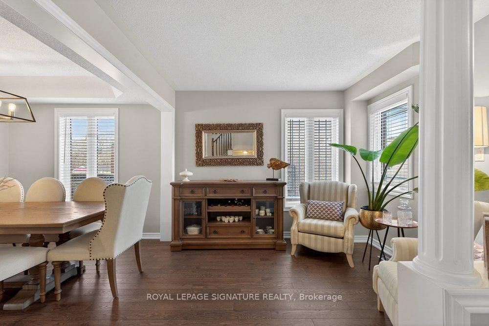 Detached House for sale at 31 Rinaldo Road, Georgina, Ontario, L4P 3X9 - Keswick South - MLS: N12962544