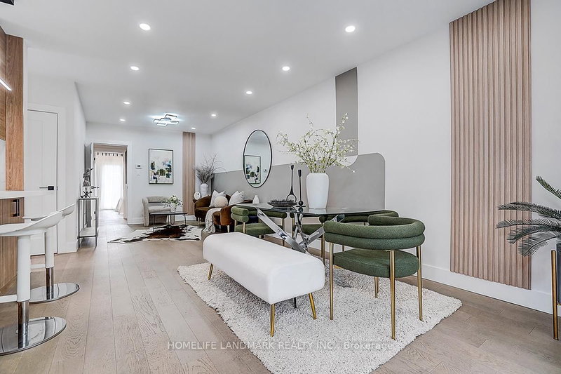 304 Kerswell Dr, Richmond Hill, L4C 2X2 | Image 3