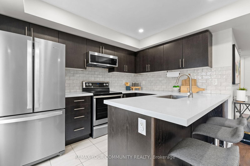 2112 - 2 Westmeath Lane, Markham, L6B 1N5 | Image 3