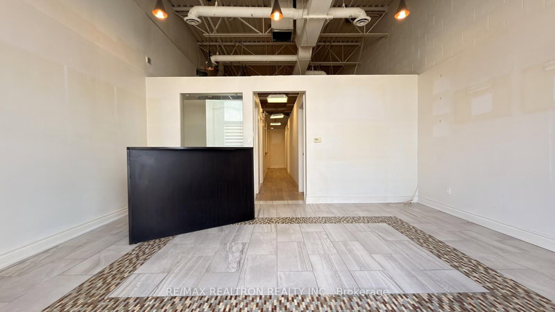 8 - 280 Yorktech Dr, Markham, L6G 0A6 | Image 3