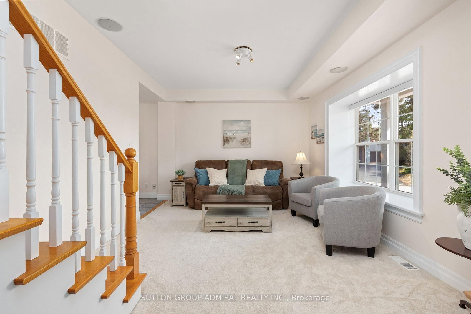 Detached House for sale at 54 Starlight Crescent, Richmond Hill, Ontario, L4C 4X5 - Mill Pond - MLS: N12962792