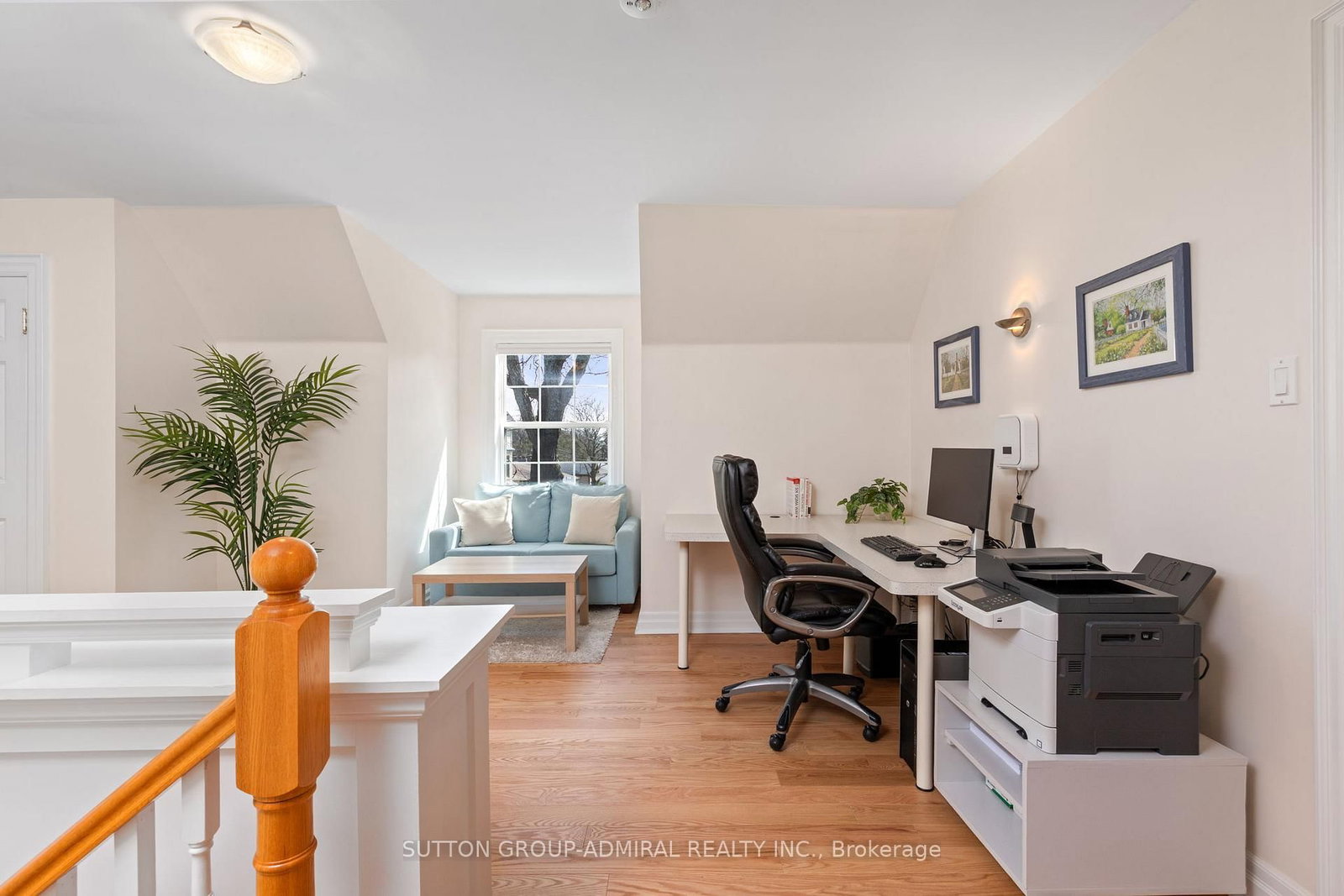 Detached House for sale at 54 Starlight Crescent, Richmond Hill, Ontario, L4C 4X5 - Mill Pond - MLS: N12962792