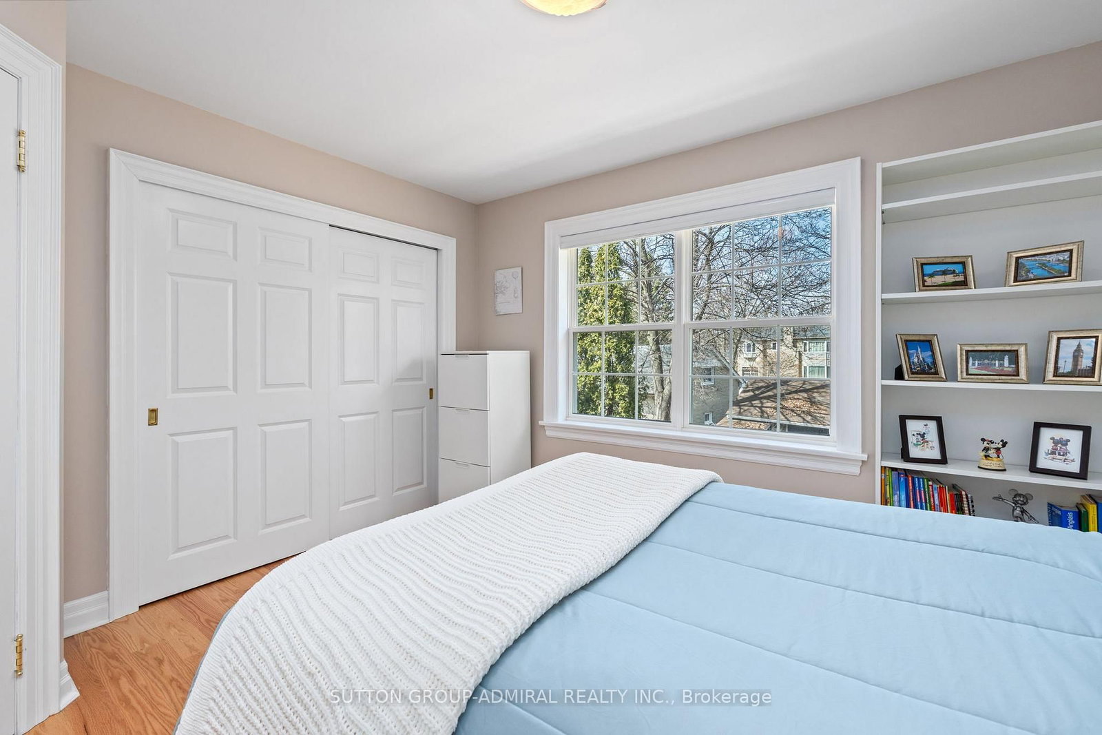 Detached House for sale at 54 Starlight Crescent, Richmond Hill, Ontario, L4C 4X5 - Mill Pond - MLS: N12962792