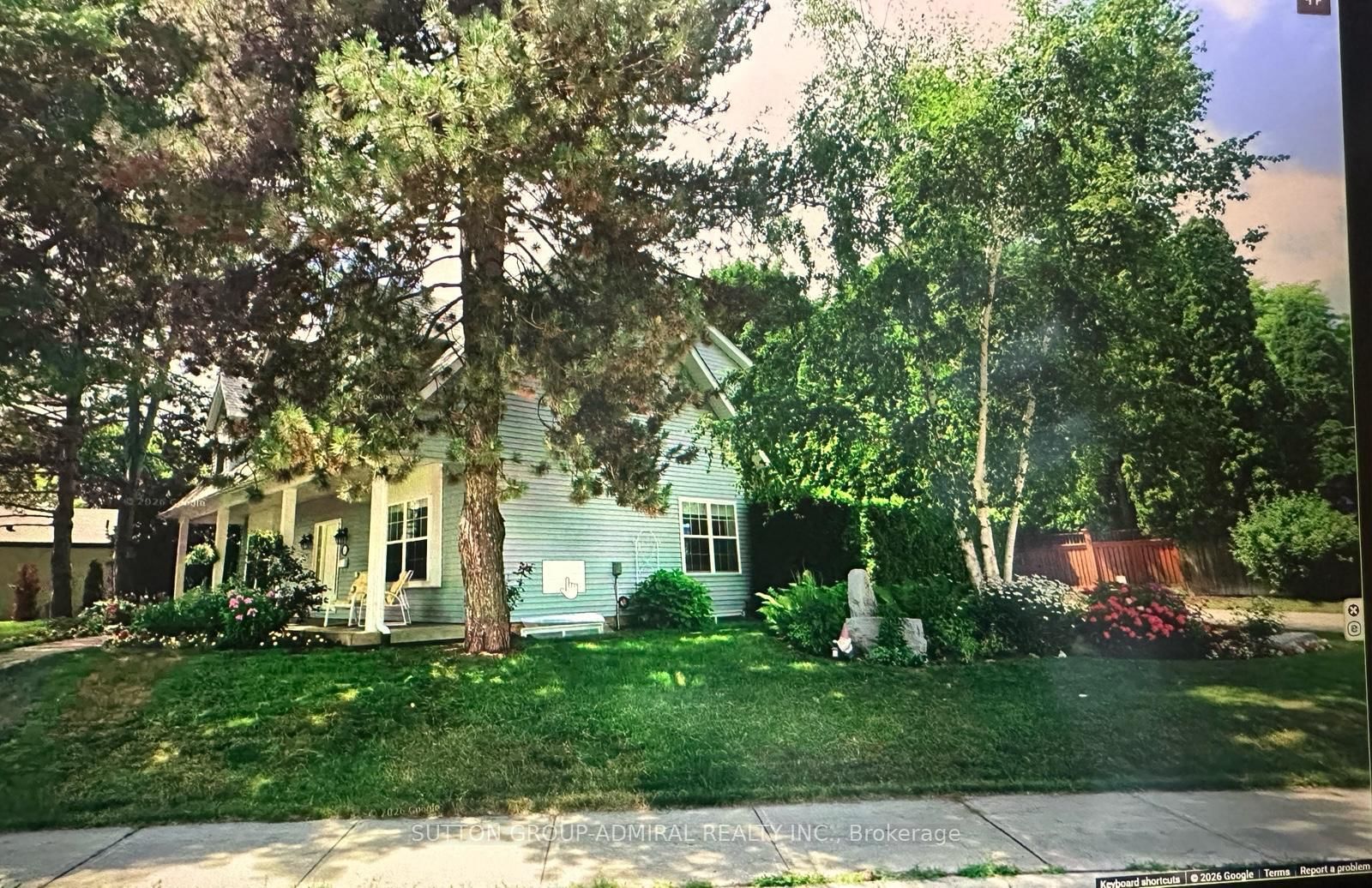 Detached House for sale at 54 Starlight Crescent, Richmond Hill, Ontario, L4C 4X5 - Mill Pond - MLS: N12962792