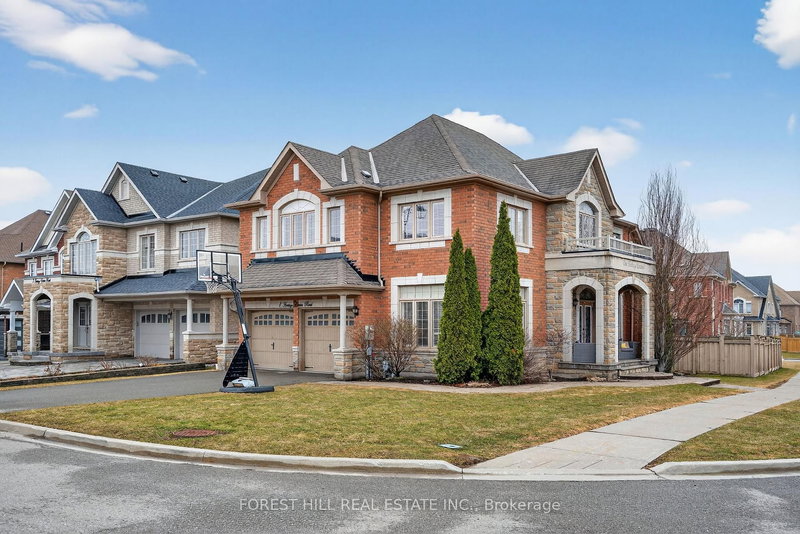 1 Heritage Estates Rd, Vaughan, L6A 4J7 | Image 2