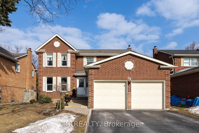 54 Meyer Circ, Markham, L3P 4C4 | Image 2