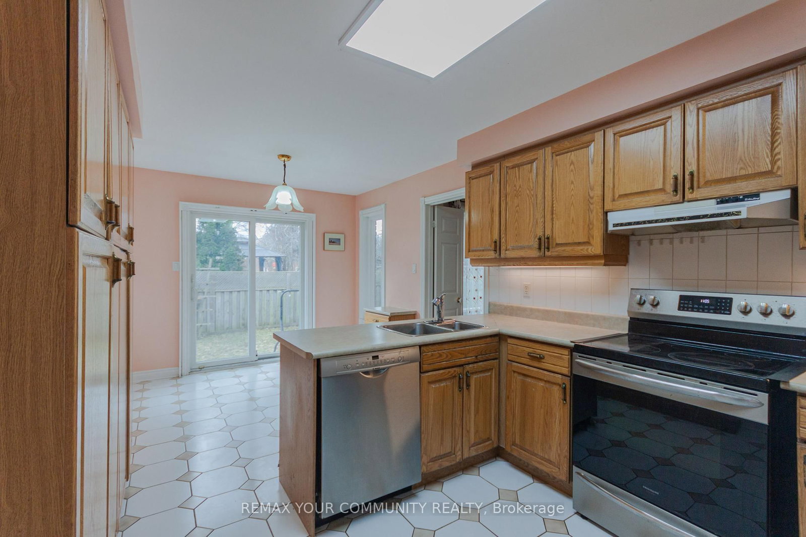 Detached House for sale at 47 Elmsley Drive, Richmond Hill, Ontario, L4C 8N7 - Observatory - MLS: N12963268