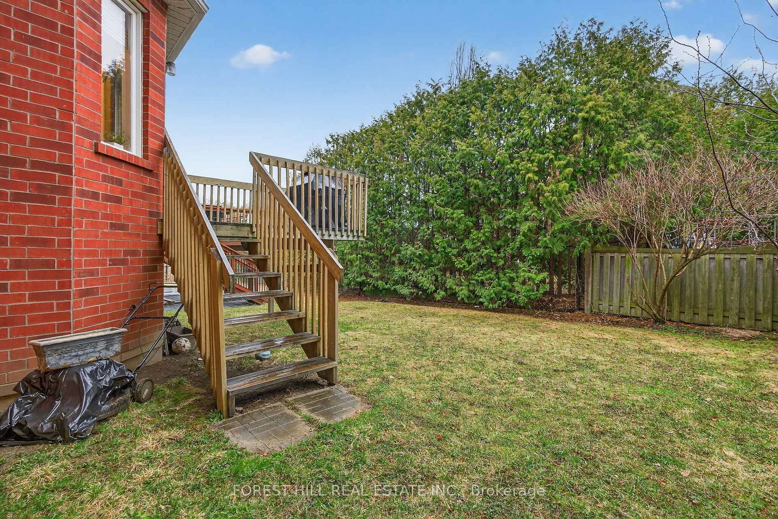 Detached House for sale at 15 Toporowski Avenue, Richmond Hill, Ontario, L4S 2G8 - Rouge Woods - MLS: N12963370