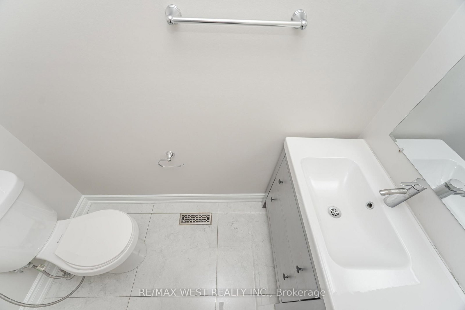 Detached House for sale at 86 Dina Road, Vaughan, Ontario, L6A 1L7 - Maple - MLS: N12963392