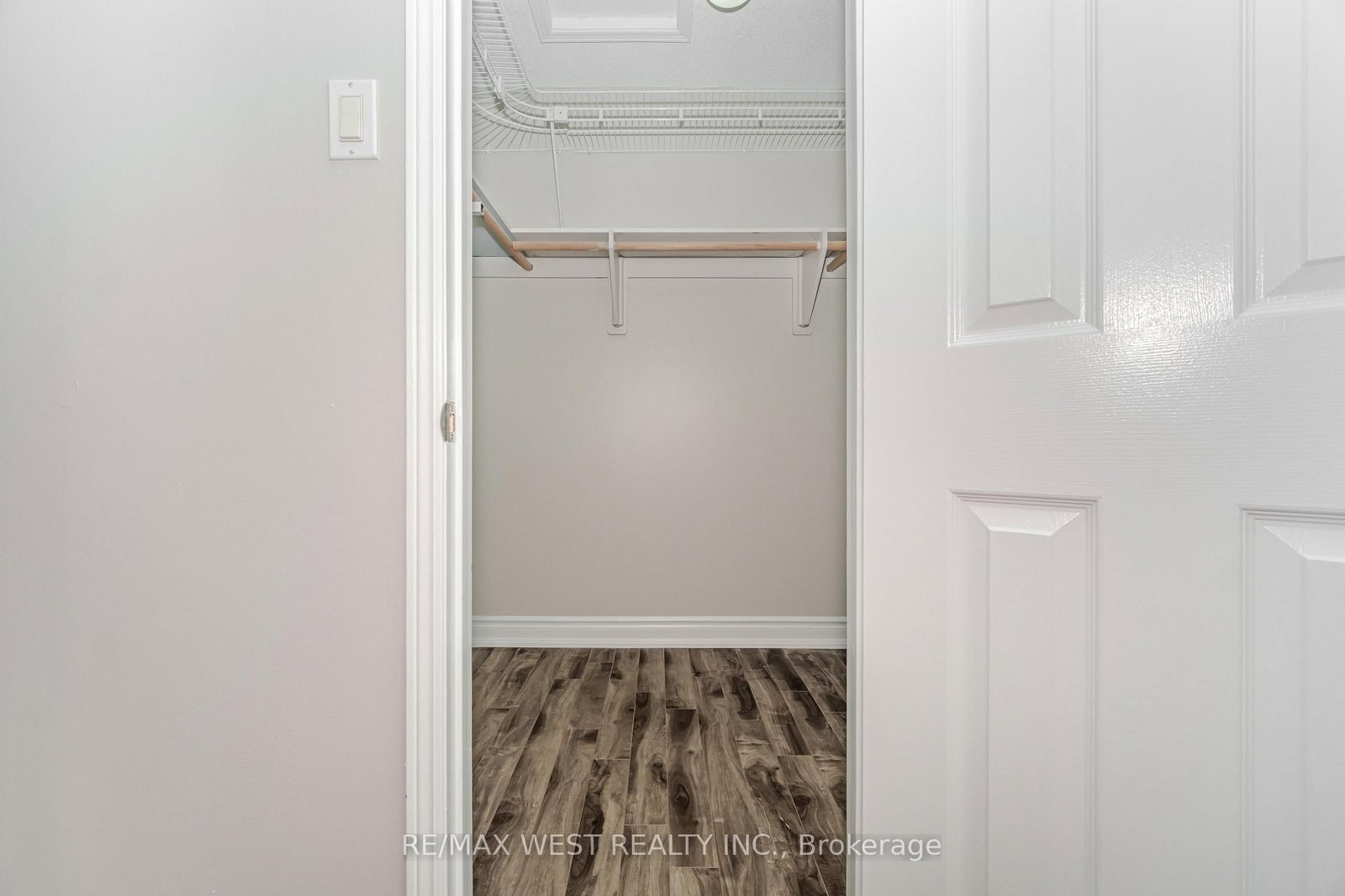 Detached House for sale at 86 Dina Road, Vaughan, Ontario, L6A 1L7 - Maple - MLS: N12963392