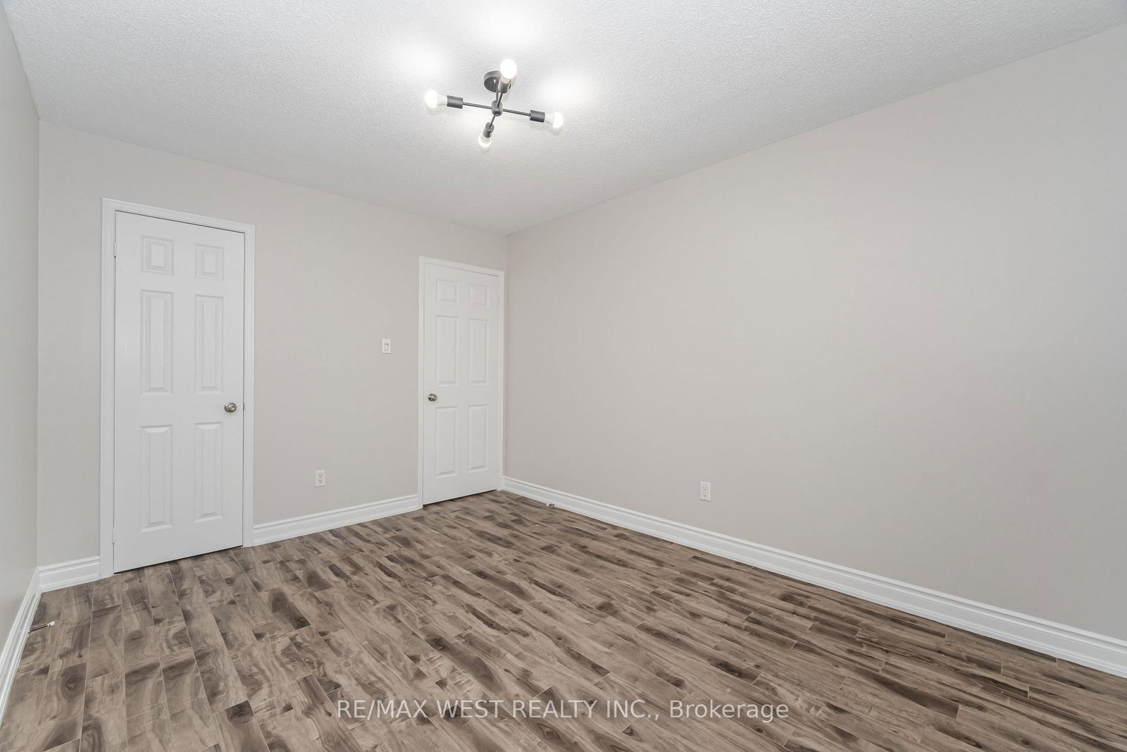 Detached House for sale at 86 Dina Road, Vaughan, Ontario, L6A 1L7 - Maple - MLS: N12963392