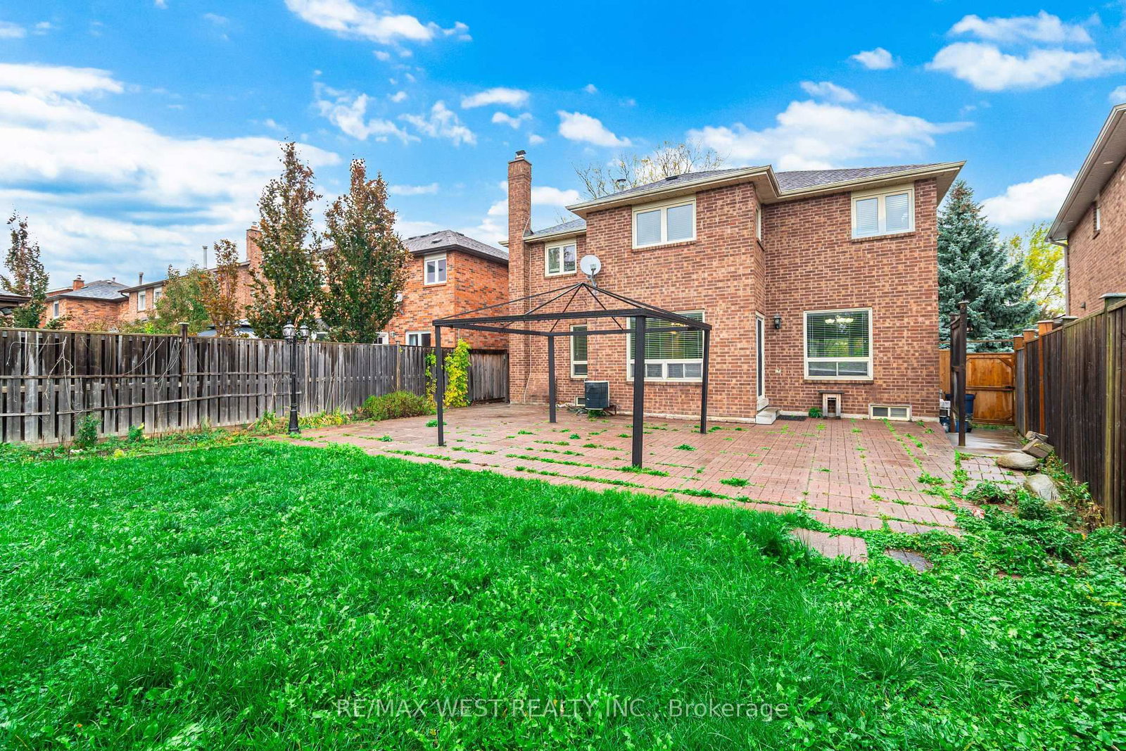 Detached House for sale at 86 Dina Road, Vaughan, Ontario, L6A 1L7 - Maple - MLS: N12963392