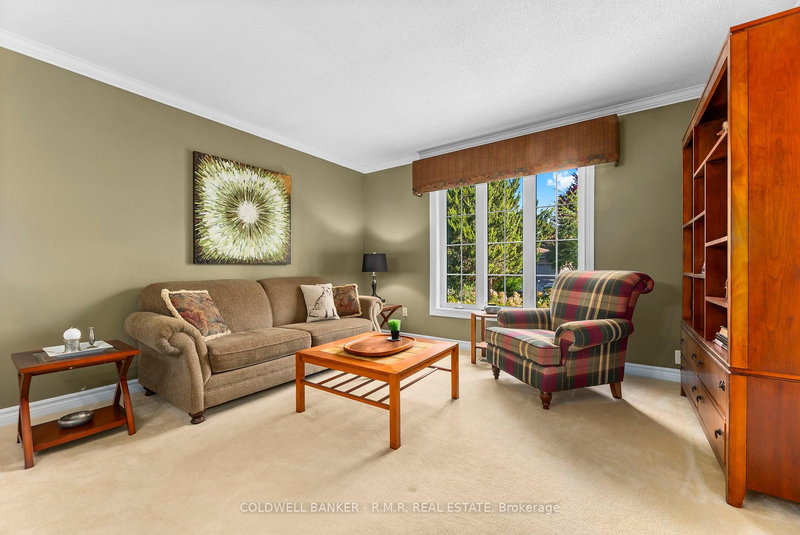 24 Testa Rd, Uxbridge, L9P 1M2 | Image 2