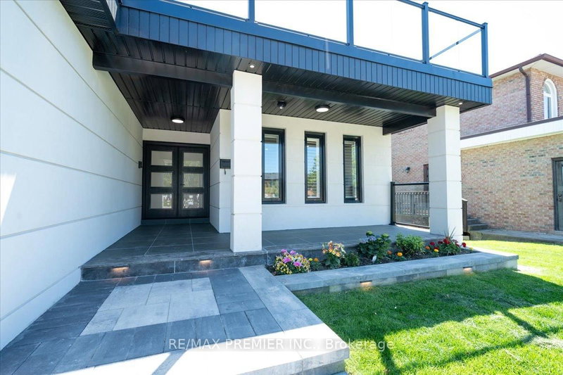 157 Jeanne Dr, Vaughan, L4L 1X8 | Image 3