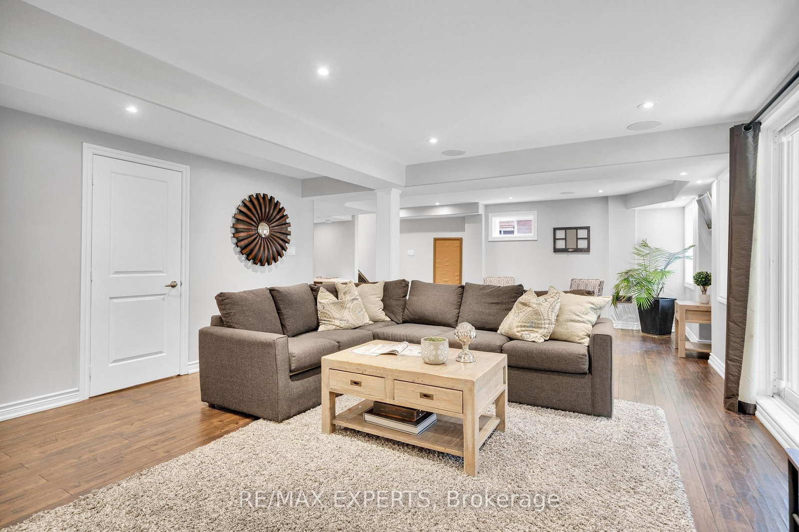 Detached House for sale at 21 Beth Avenue, Richmond Hill, Ontario, L4E 0J8 - Jefferson - MLS: N12963784