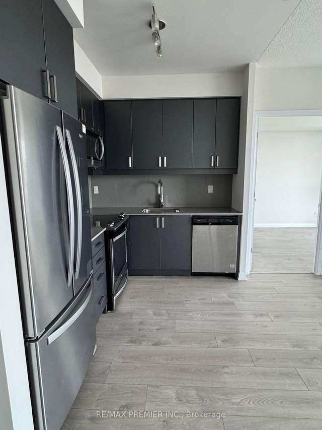 614 - 7895 Jane Street